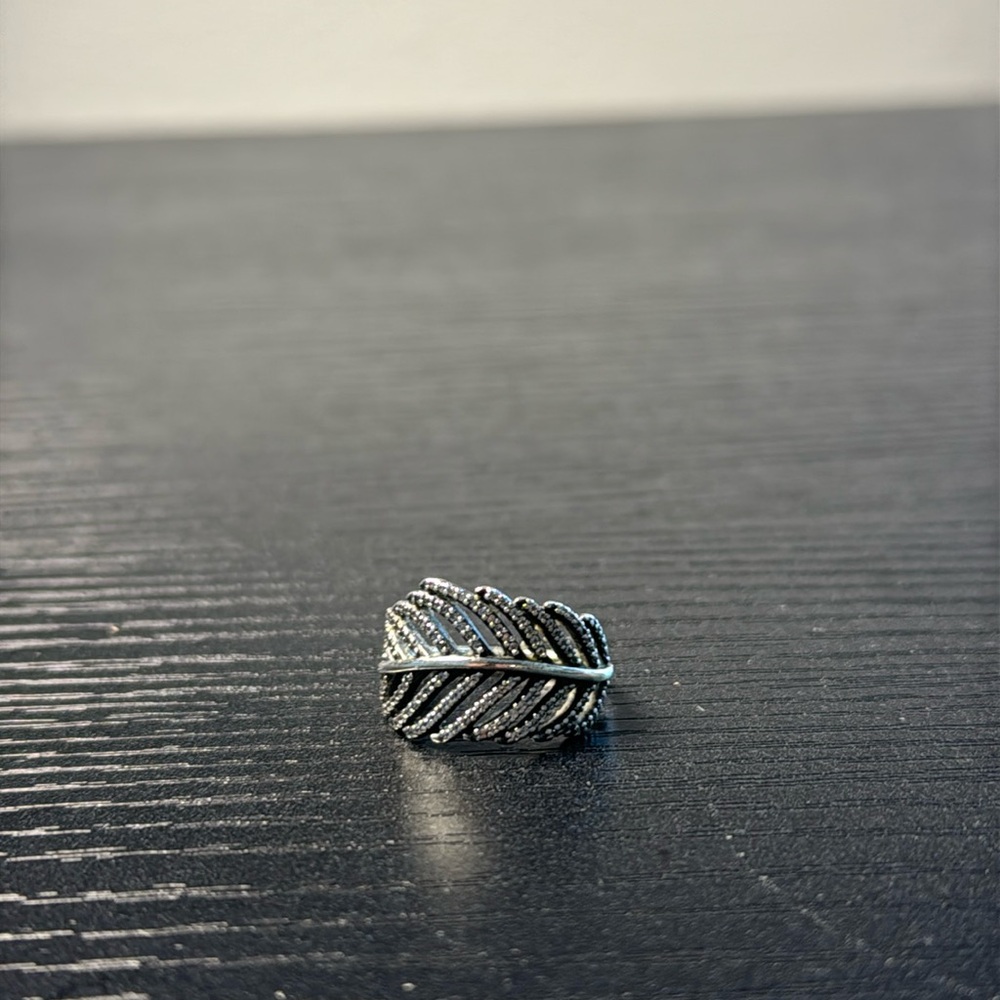 Pandora Vintage Feather Ring, sterling silver